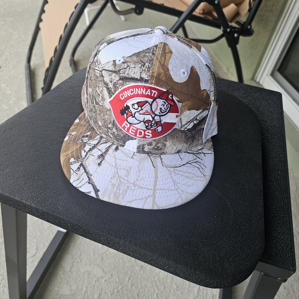 Realtree Camouflage Hat with Reds Logo